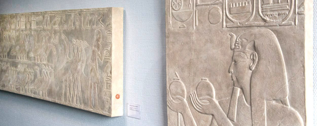 Die Ägyptologische Studiensammlung der JGU umfasst aktuell rund 30 Replikate und ist Zeugnis der regen Arbeit des Freundeskreises Ägyptologie. (Foto:Thomas Böhm) Die Ägyptologische Studiensammlung der JGU umfasst aktuell rund 30 Replikate und ist Zeugnis der regen Arbeit des Freundeskreises Ägyptologie. (Foto:Thomas Böhm)