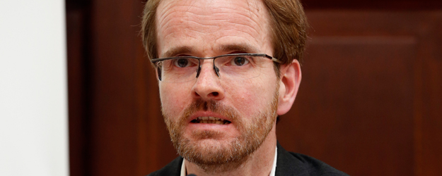 Prof. Dr. Stephan Stübinger hat den Lehrstuhl für Strafrecht und Strafrechtsgeschichte an der FernUniversität Hagen inne. <small>(Foto: Stefan F. Sämmer)</small> Prof. Dr. Stephan Stübinger hat den Lehrstuhl für Strafrecht und Strafrechtsgeschichte an der FernUniversität Hagen inne. <small>(Foto: Stefan F. Sämmer)</small>