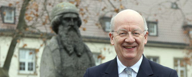 Der Informatiker Prof. Dr. Dr. h.c. mult. Wolfgang Wahlster ist Inhaber der 18. Johannes Gutenberg-Stiftungsprofessur. (Foto: Stefan F. Sämmer)