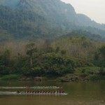Drachenbootrennen in Nong Khiaw