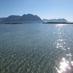 Lofoten - Sandstrände in der Fjordlandschaft