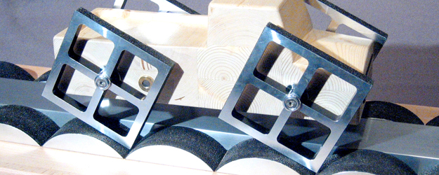 Bei passend konstruierter Unterlage kann sich auch ein Wagen mit quadratischen Rädern fortbewegen. (Foto/©: Pädagogisches Landesinstitut Rheinland-Pfalz)