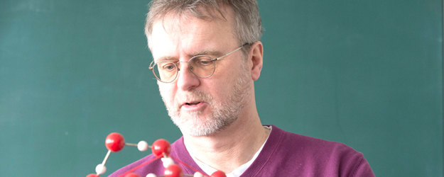 Prof. Dr. Stephan Borrmann ist Professor am Institut für Physik der Atmosphäre der Johannes Gutenberg-Universität Mainz (JGU) und Direktor am Mainzer Max-Planck-Institut für Chemie. (Foto: Peter Pulkowski)