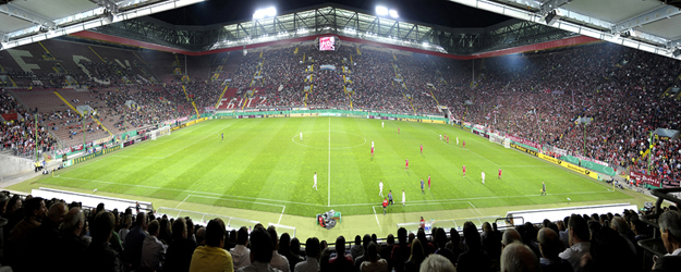 Für die Fans im Fritz-Walter-Stadion in Kaiserslautern spielt auch der überregionale Aspekt eine größere Rolle. (Foto/©: 1. FC Kaiserslautern)