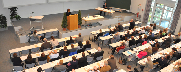 Rund 130 Fachleute verschiedenster Couleur kamen zu dem dreitägigen Symposium nach Mainz, um in Vorträgen verschiedenste Facetten des Problems zu beleuchten. (Foto: Jürgen S. Hofmann)