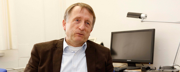 Prof. Dr. Wolfgang Breul forscht und lehrt an der Evangelisch-Theologischen Fakultät der Johannes Gutenberg-Universität Mainz. <small>(Foto: Stefan F. Sämmer)</small>