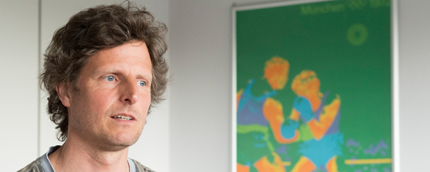 Prof. Dr. Dr. Perikles Simon forscht und lehrt seit 2009 an der Johannes Gutenberg-Universität Mainz und ist seit Anfang 2015 Mitglied der achtköpfigen Evaluierungskommission Freiburger Sportmedizin. <small>(Foto: Peter Pulkowski)</small>