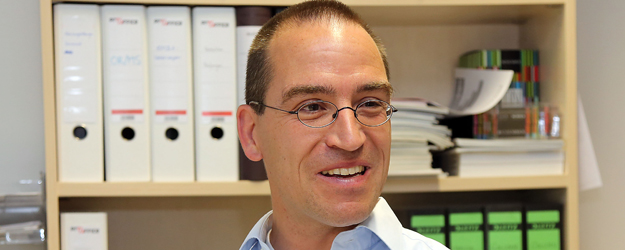 Prof. Dr. Stefan Irnich, Vorsitzender des Vereins, bemüht sich darum, Absolventen der Rechts- und Wirtschaftswissenschaften der JGU zu verbinden. (Foto: Stefan F. Sämmer)