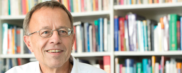 Prof. Dr. Dipl.-Psych. Manfred E. Beutel leitet die Klinik für Psychosomatische Medizin und Psychotherapie an der Universitätsmedizin Mainz. (Foto: Peter Pulkowski)