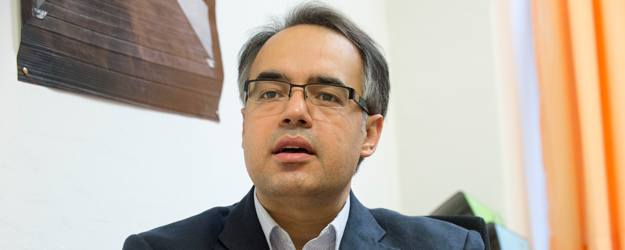 Dr. Dr. Ilhan Ilkilic sieht sich selbst als Vermittler zwischen den Kulturen und den wissenschaftlichen Disziplinen. (Foto: Peter Pulkowski)