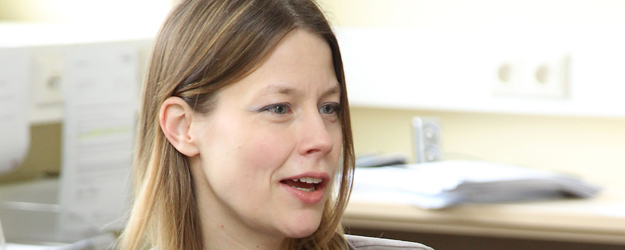 Auch Dr. Bärbel Höttges entwickelte einige Module für die Plattform ARIEL, ihr Schwerpunkt liegt auf der Literaturwissenschaft und dem wissenschaftliche Arbeiten. (Foto: Stefan F. Sämmer)