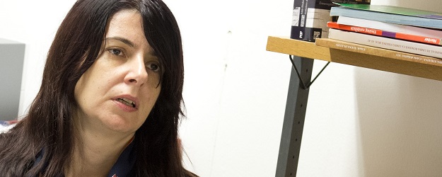 Dr. Maria Ioana Sarca bietet im Rahmen des Lektorats an der JGU Rumänisch-Sprachkurse für Anfänger und Fortgeschrittene sowie eine Einführungsvorlesung in die rumänische Kultur an. (Foto: Peter Pulkowski)