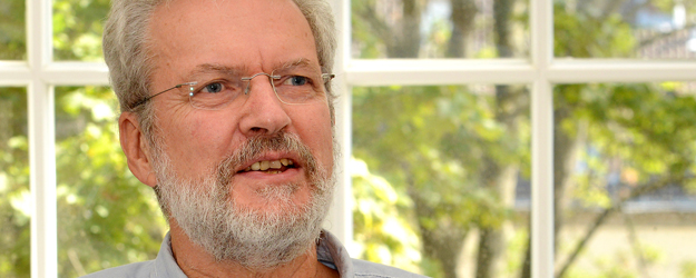 Prof. Dr. Jürgen Markl hat den bundesweit einmaligen Fernstudiengang 'Biologie für Biolaborant/-innen' bereits 1997 an der Johannes Gutenberg-Universität Mainz ins Leben gerufen. (Foto: Uwe Feuerbach)