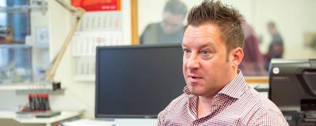 Mario Born leitet die Ausbildung für alle Bereiche an der Johannes Gutenberg-Universität Mainz. (Foto: Stefan F. Sämmer)