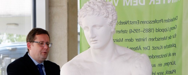 Das Original der Sitzstatue des Ares Ludovisi, aufgefunden im Jahr 1622, zählte seit dem 17. Jahrhundert zum Kanon der bewunderten Meisterwerke Roms. <small>(Foto: Stefan F. Sämmer)</small>