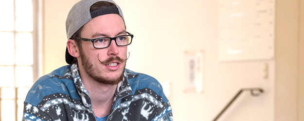 Jan Patrick Metzger kann sich gut vorstellen, dass die Hochschulgruppe University eSports Mainz mit aktuell rund 20 MItgliedern im Laufe der Zeit weiter wächst. (Foto: Stefan F. Sämmer)