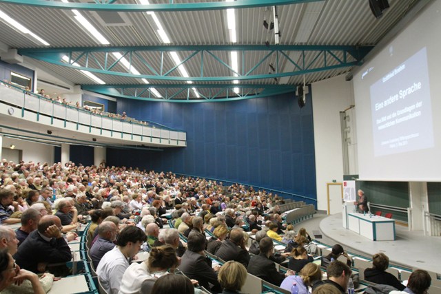 Hörsaal RW 1 (Copyright Stefan F. Sämmer)